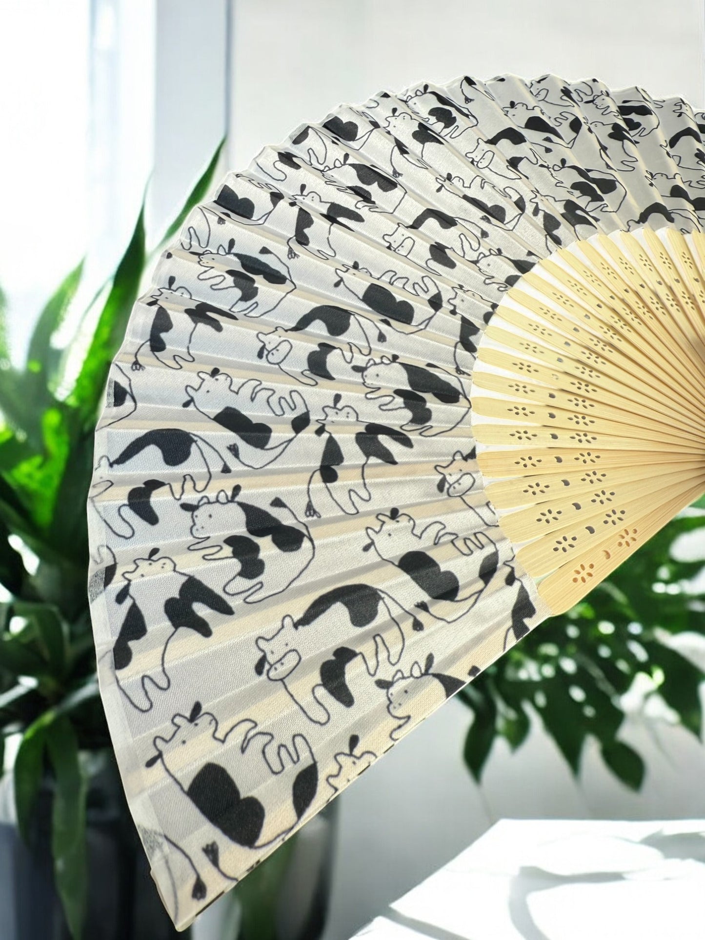 Cute Cow Pattern Fan - Perfect gift for Cow Lovers